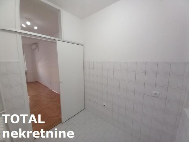 1 Jednosoban stan NOVI SAD, 91670€