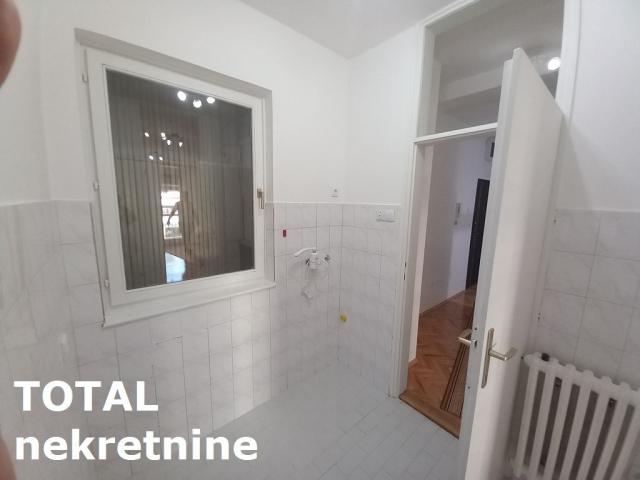 1 Jednosoban stan NOVI SAD, 91670€