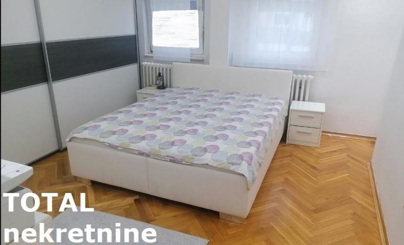 4 Četvorosoban stan NOVI SAD, 259560€