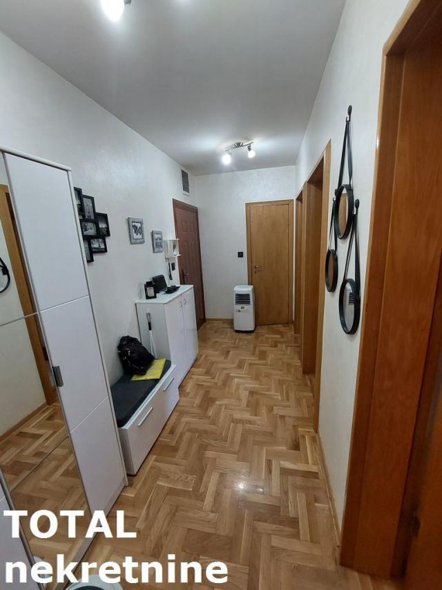 2. 5 Dvoiposoban stan NOVI SAD, 135050€