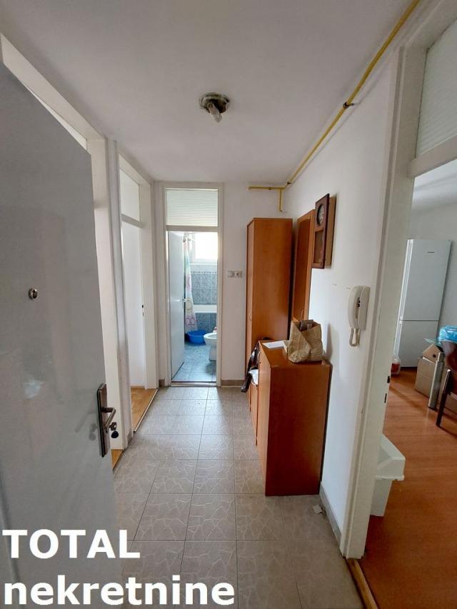 2 Dvosoban stan NOVI SAD, 111900€