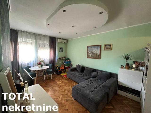 2 Dvosoban stan NOVI SAD, 103000€