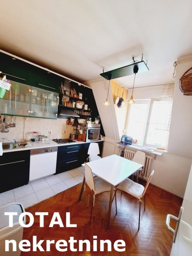 2 Dvosoban stan NOVI SAD, 127700€