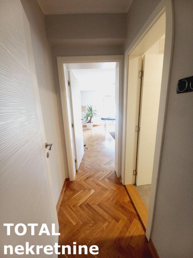 2 Dvosoban stan NOVI SAD, 167380€