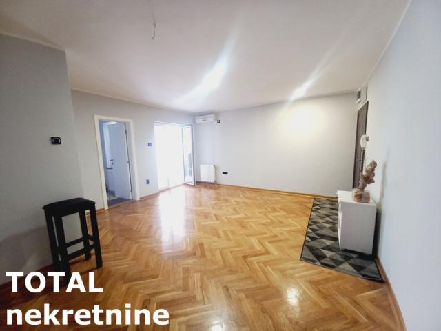 2 Dvosoban stan NOVI SAD, 167380€