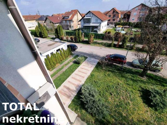 4 Četvorosoban stan NOVI SAD, 257500€