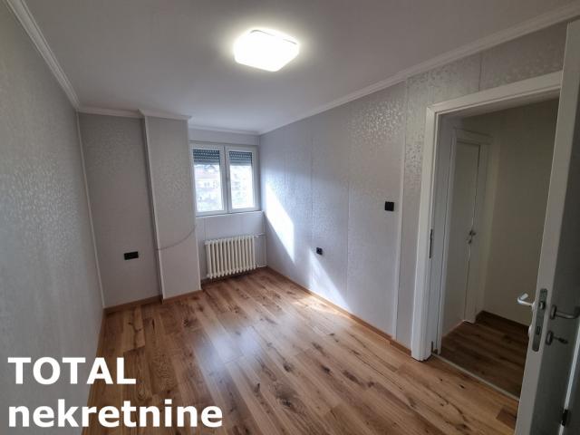 2. 5 Dvoiposoban stan NOVI SAD, 175100€