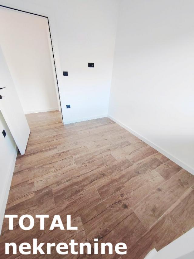 3. 5 Troiposoban stan NOVI SAD, 160880€