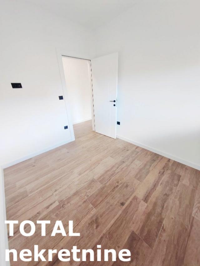 3. 5 Troiposoban stan NOVI SAD, 160880€