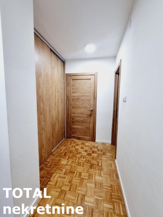 3. 5 Troiposoban stan NOVI SAD, 262600€