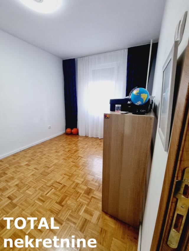 3. 5 Troiposoban stan NOVI SAD, 262600€