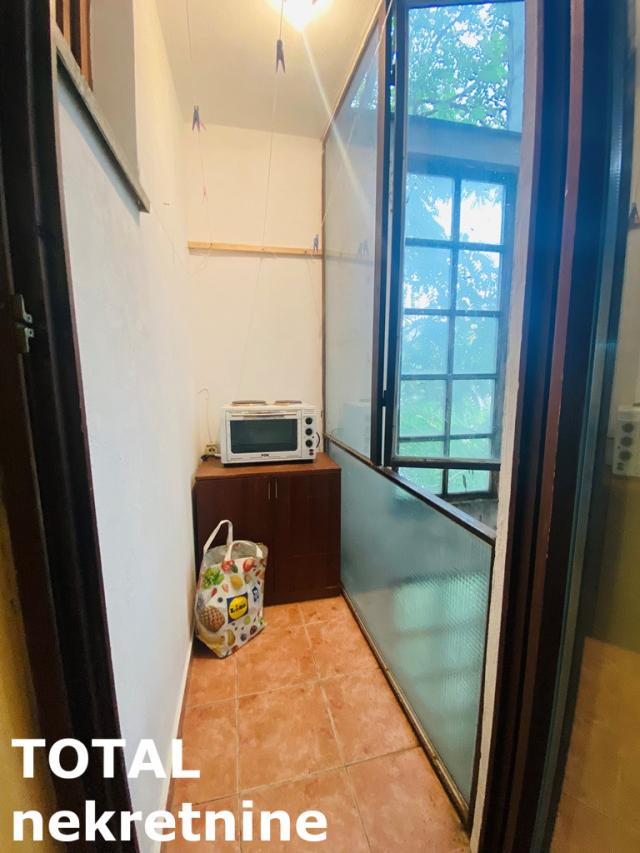 0. 5 Garsonjera NOVI SAD, 87550€