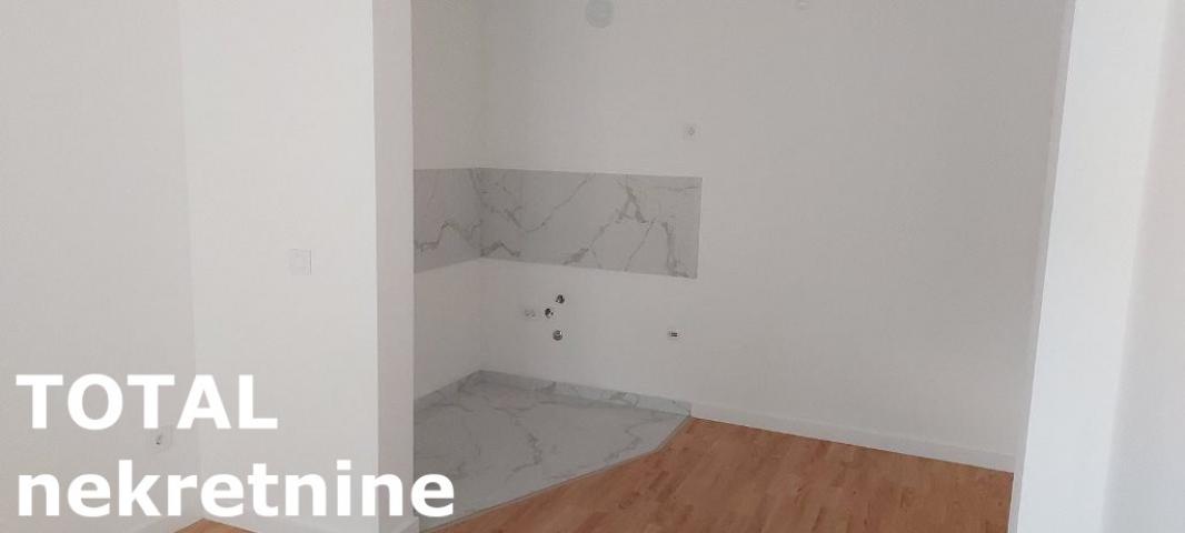 2 Dvosoban stan NOVI SAD, 106300€