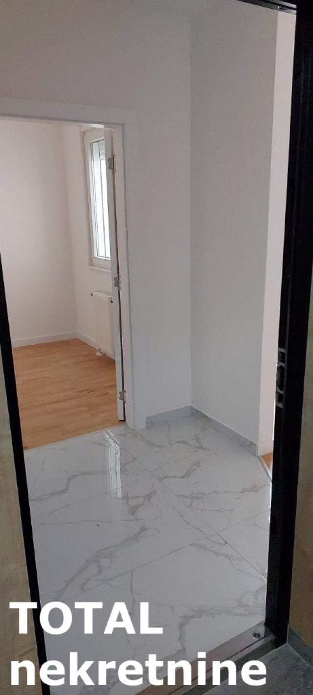 2 Dvosoban stan NOVI SAD, 106300€