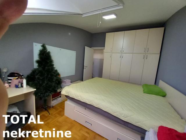 4 Četvorosoban stan NOVI SAD, 200850€