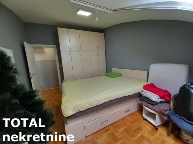 4 Četvorosoban stan NOVI SAD, 200850€