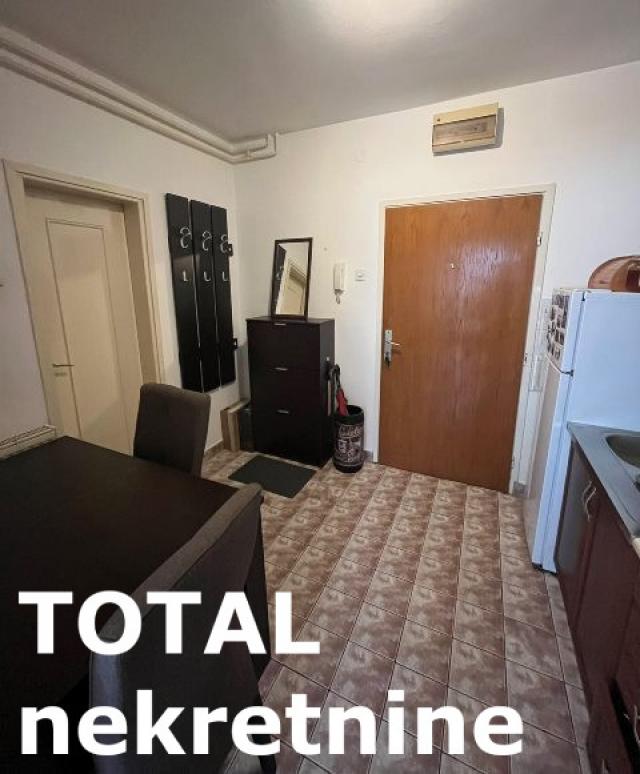 1 Jednosoban stan NOVI SAD, 92700€