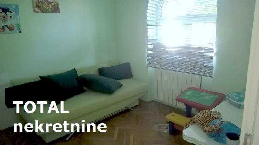 KUćA VETERNIK, 360500€