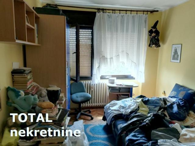 KUćA VETERNIK, 185400€