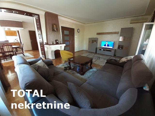 KUćA VETERNIK, 329600€