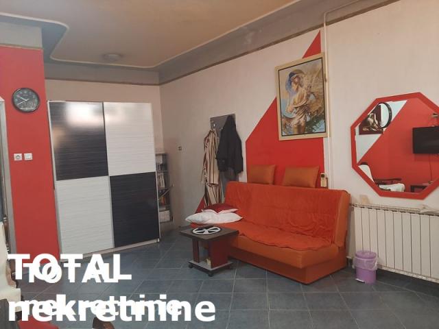 LOKAL NOVI SAD, 123600€