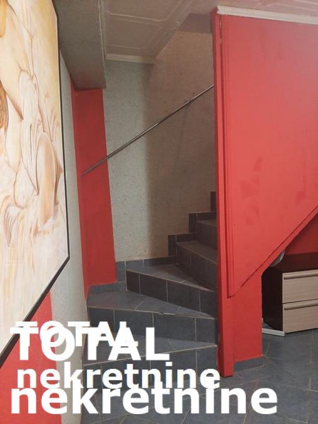 LOKAL NOVI SAD, 123600€