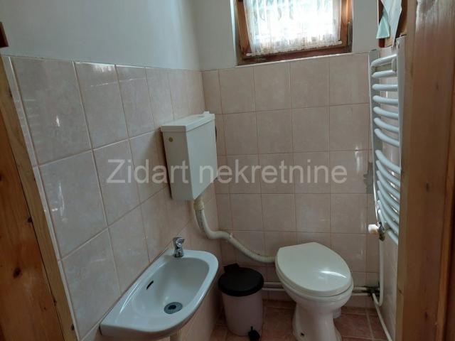 Veoma povoljno lepa kuća 92m2, Obrenovac, Zvečka