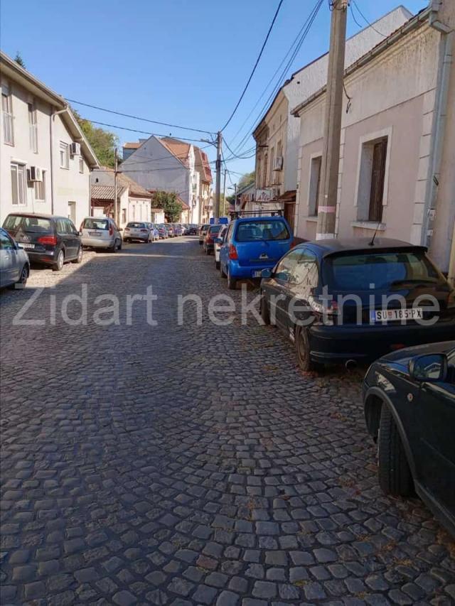 Zemun, Dobanovačka, kuća 130m2