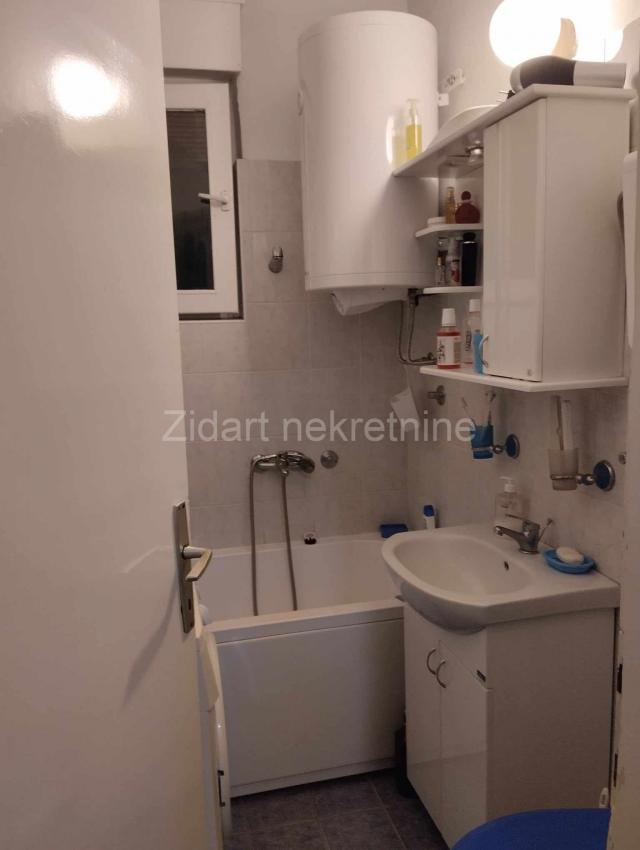 Batajnica, Zemun, prodaja, duplex