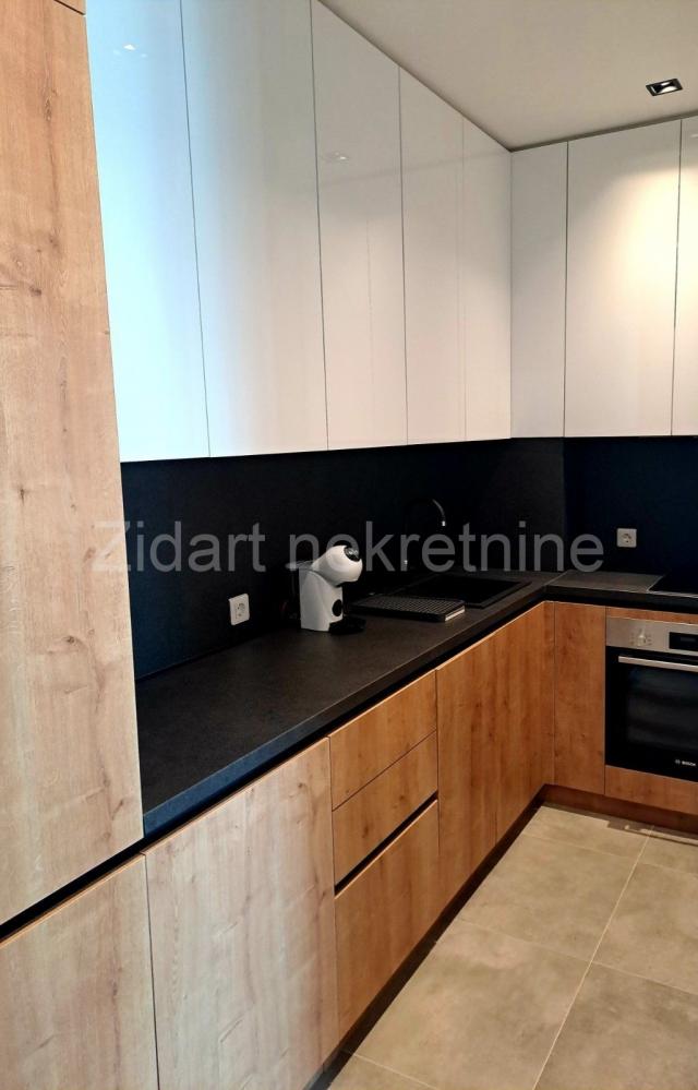 Kalman, Lux namešten, nov apartman, Preporuka