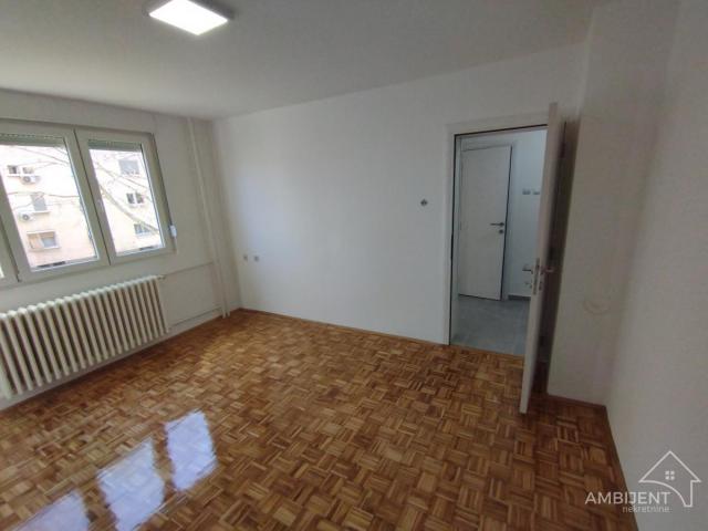 Novi Sad - Detelinara - renoviran stan, 56m2