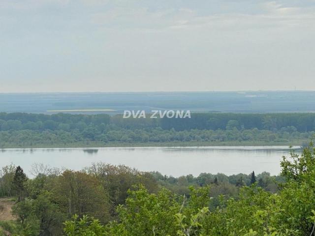 LUX VIKENDICA SA POGLEDOM NA DUNAV!