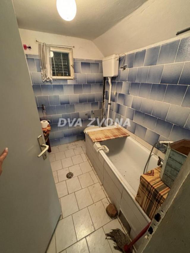 Vikendica na Banstolu – mir, priroda i praktičnost na jednom mestu!