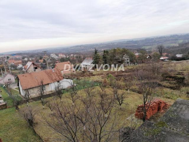 KUĆA 450M2 ZA SAMO 90. 000 E, PRILIKA