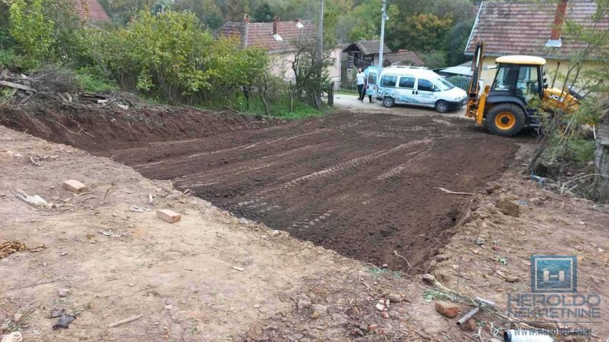 Građevinsko zemljište u Voljavču za izgradnju kuće