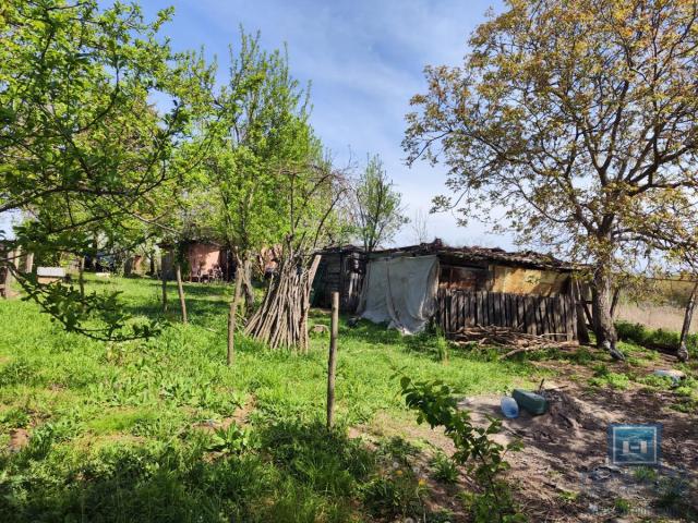 Na prodaju kuća idealna kao vikendica u selu Deonica