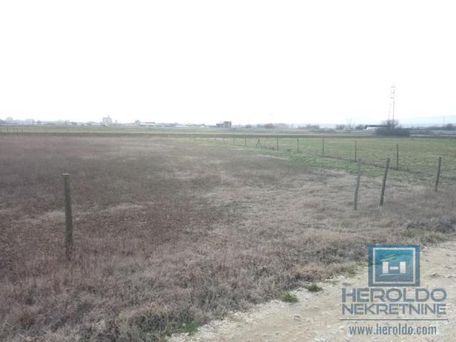 15 a plot of land on Ribarski put