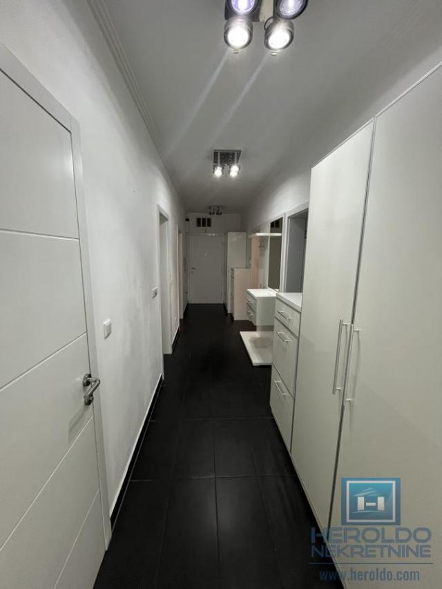 Penthouse u Širem centru Jagodine