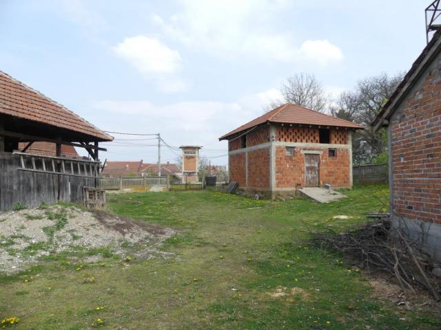 RENOVATED HOUSE IN MAJUR