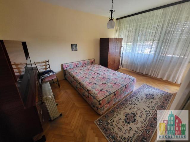 Prodaja, Stan, 60m2 , Centar