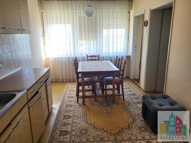 Prodaja, Stan, 60m2 , Centar