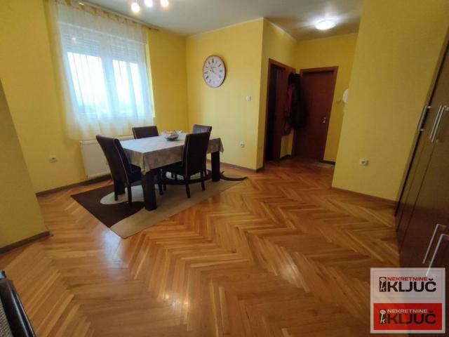 NOVO NASELJE, 81m2, Troiposoban-Duplex