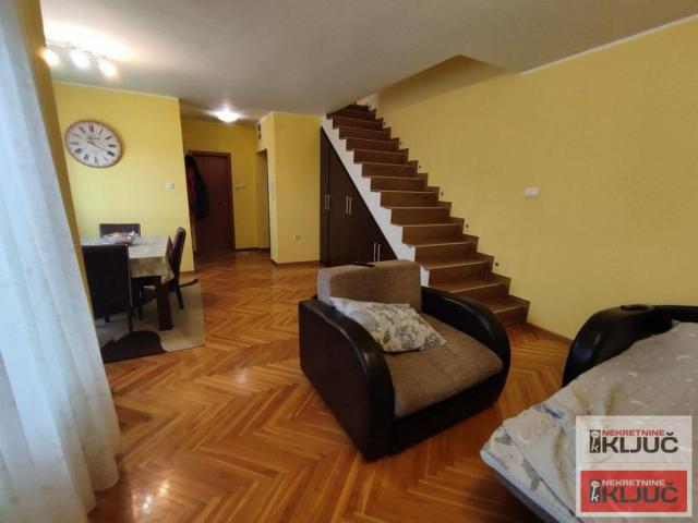 NOVO NASELJE, 81m2, Troiposoban-Duplex