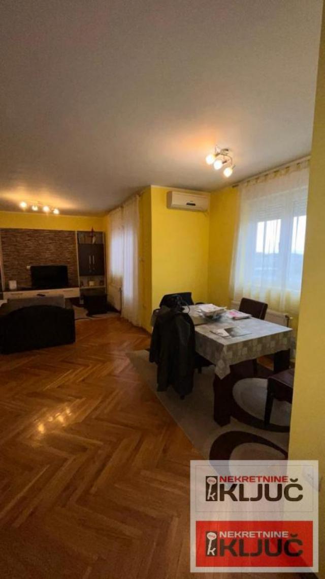 NOVO NASELJE, 81m2, Troiposoban-Duplex