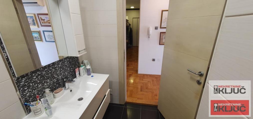 Kod SPENSA, 144m2, Šestosoban-Penthouse, UNIKATAN