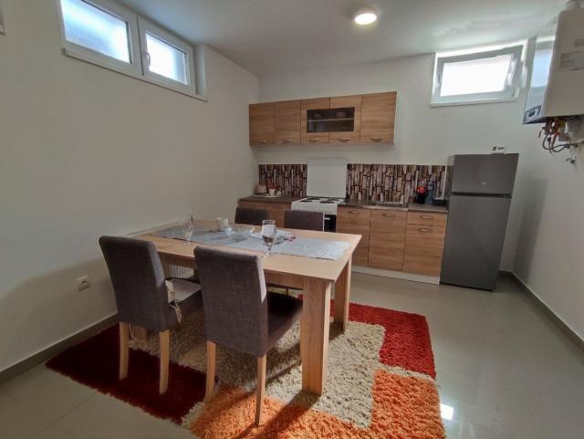 ADICE, 70 m2 plus terasa, Trosoban, Novogradnja