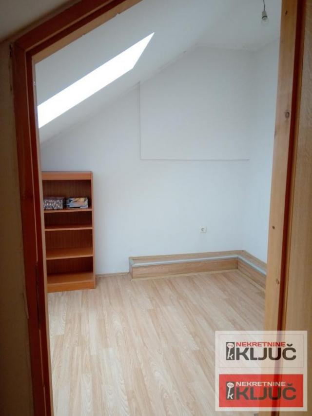 FUTOŠKA PIJACA, 81m2, četvorosoban! DUPLEX