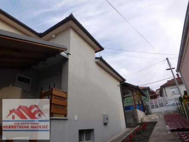 KUĆA 160M2 NOVOGRADNJA+5, 4 ARA PLACA-BRESNICA --150. 000 E