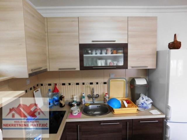 KUĆA 160M2 NOVOGRADNJA+5, 4 ARA PLACA-BRESNICA --150. 000 E