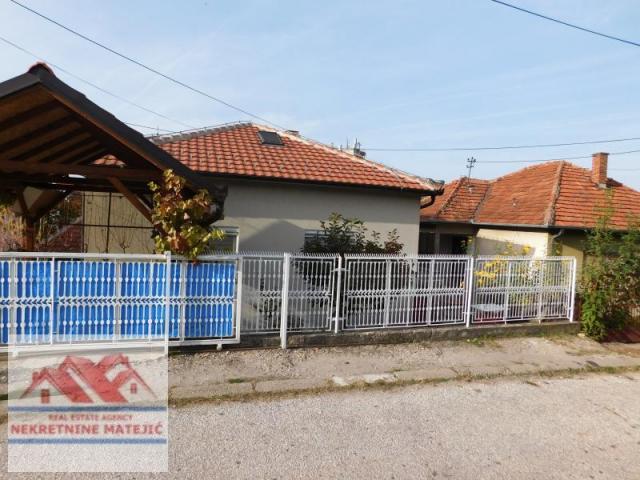 KUĆA 160M2 NOVOGRADNJA+5, 4 ARA PLACA-BRESNICA --150. 000 E